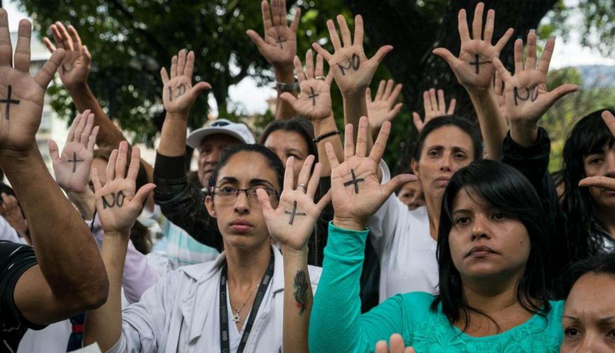 Muere sexto niño en Venezuela en medio de crisis hospitalaria