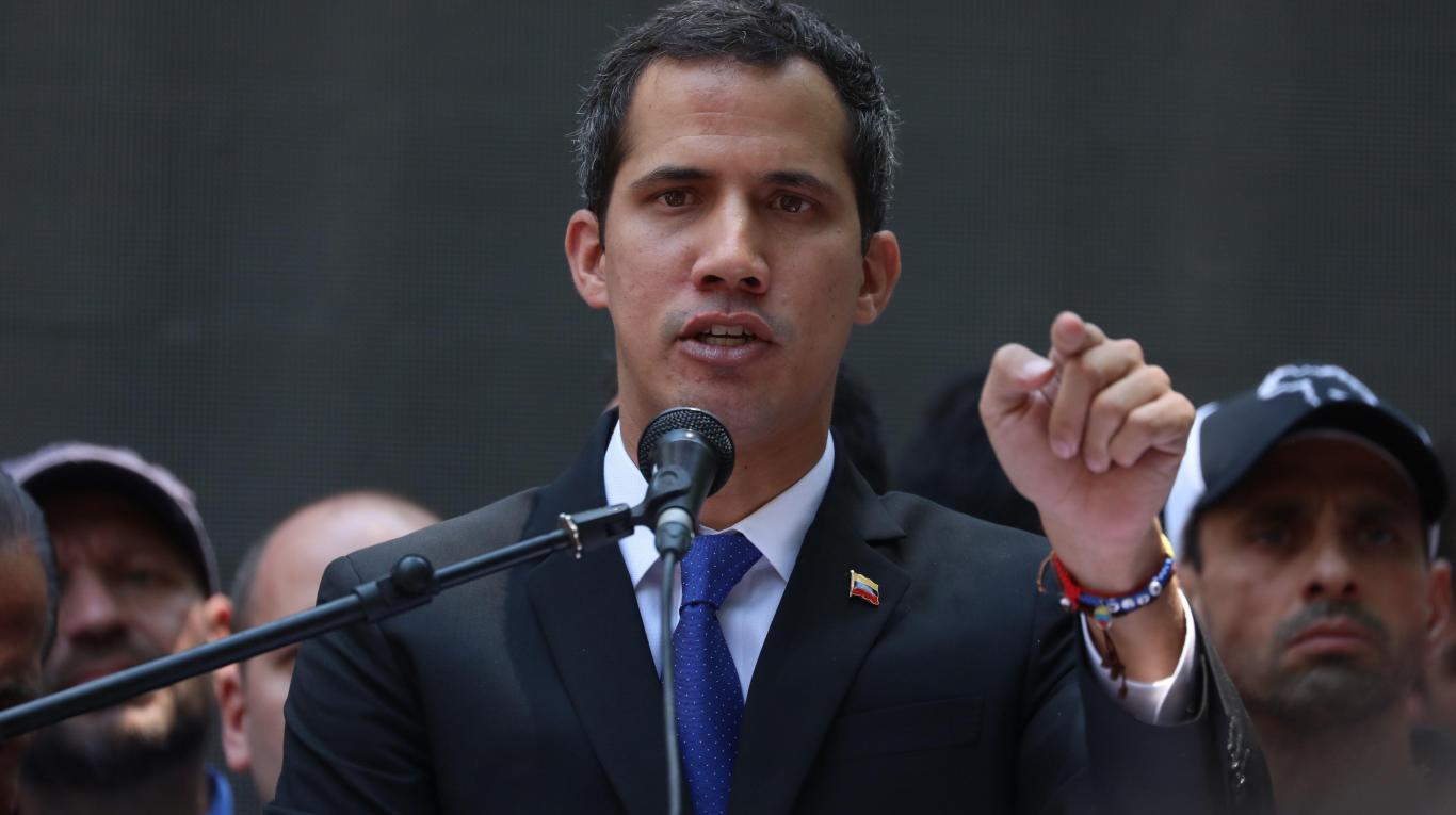 Guaidó instó a la Unión Europea a incrementar sanciones contra Maduro