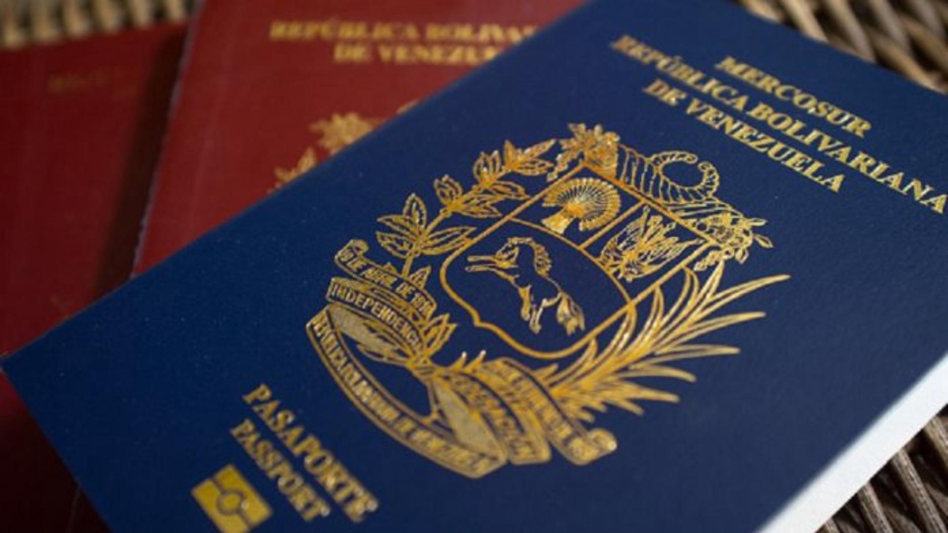 Estados Unidos podría aceptar pasaportes vencidos de venezolanos