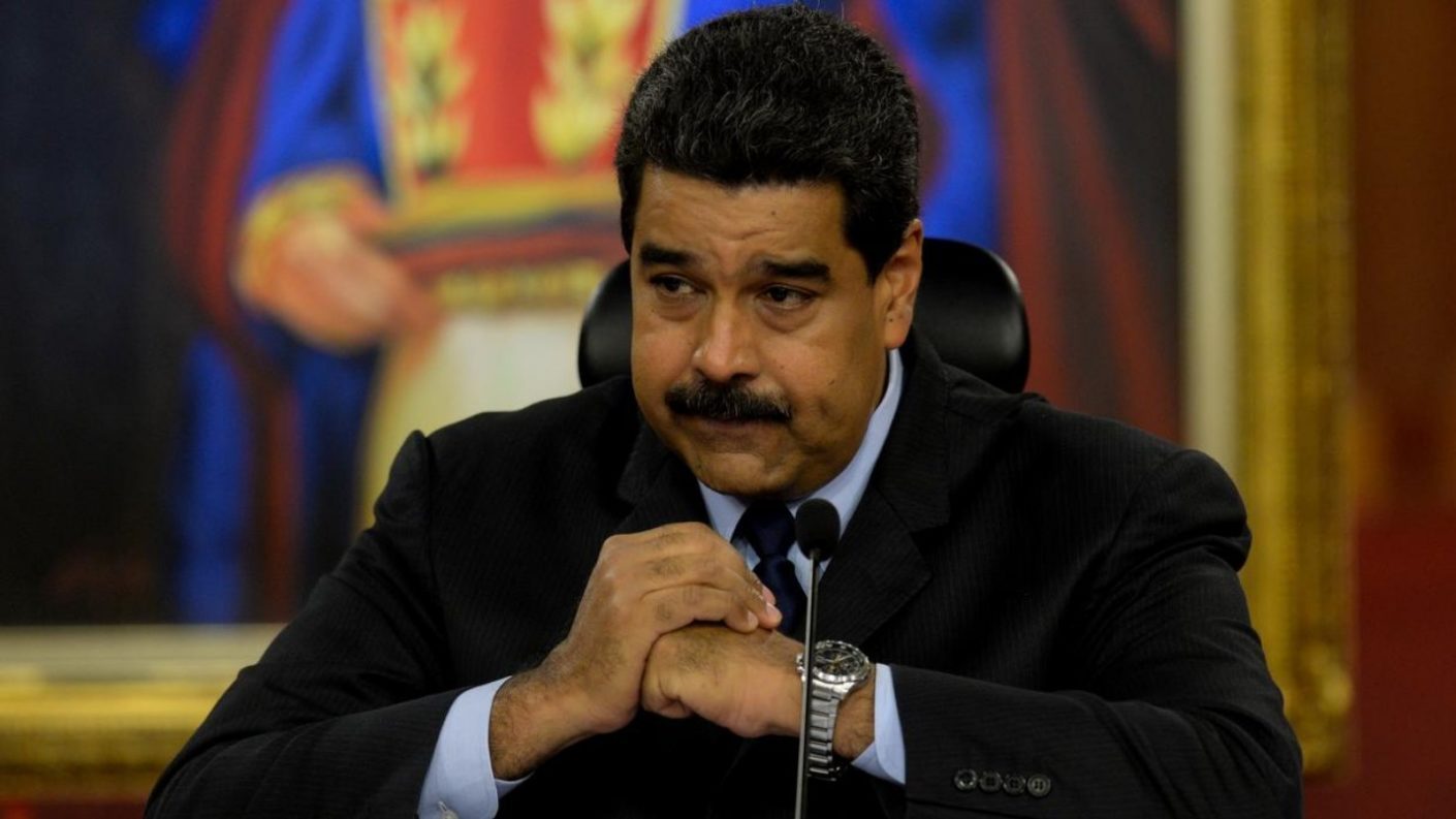 Maduro ruega lealtad a sus soldados en medio de “amenazas” de EEUU