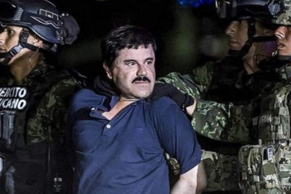 El Chapo Guzmán es condenado a cadena perpetua y años adicionales Primer Informe