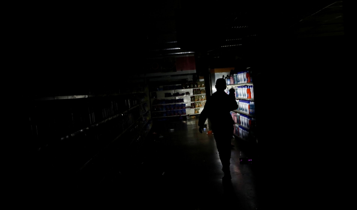 El Zulia cumple 40 horas sin servicio eléctrico tras apagón nacional