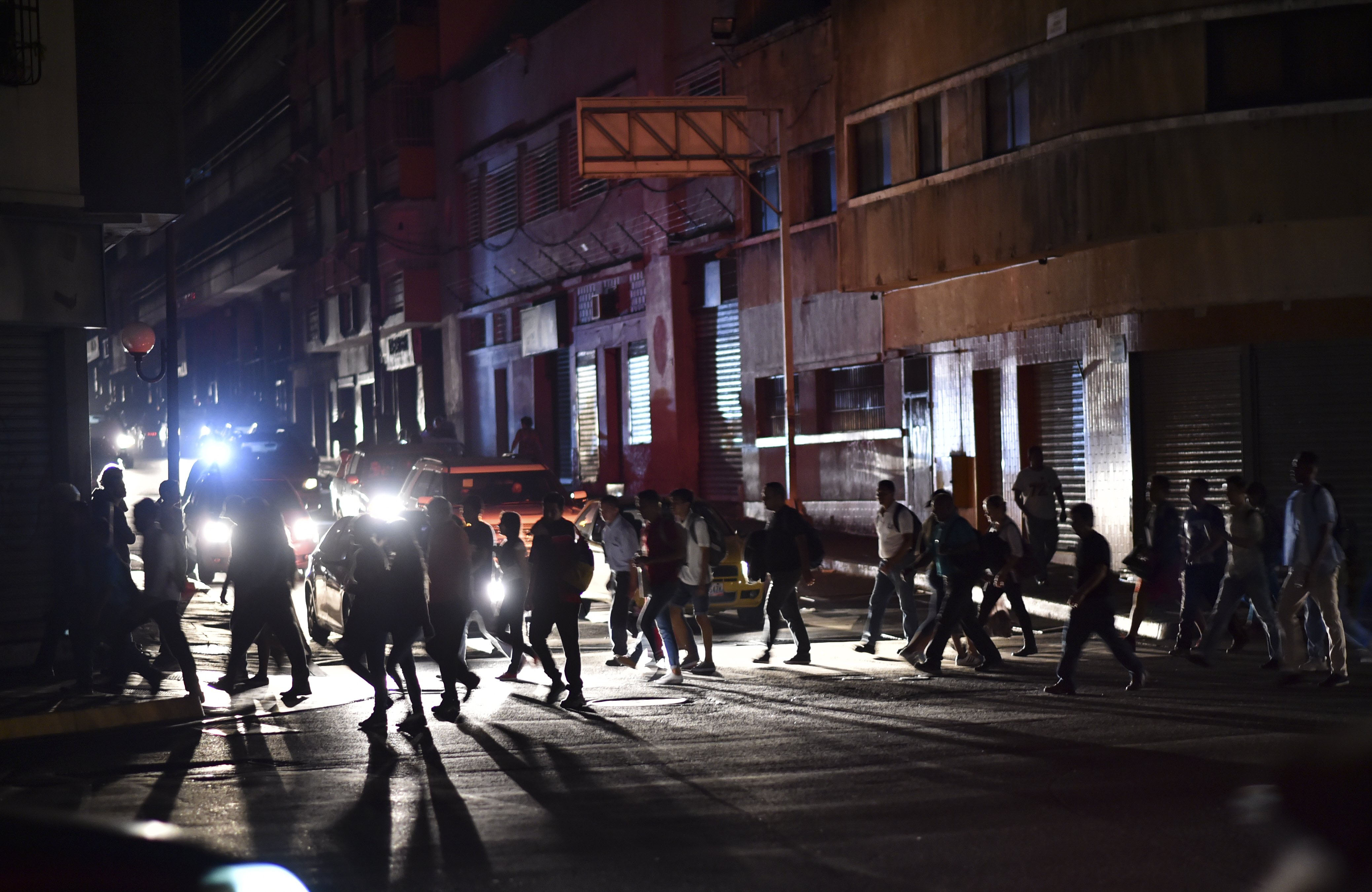 Nuevo apagón dejó sin servicio eléctrico a 21 estados en Venezuela