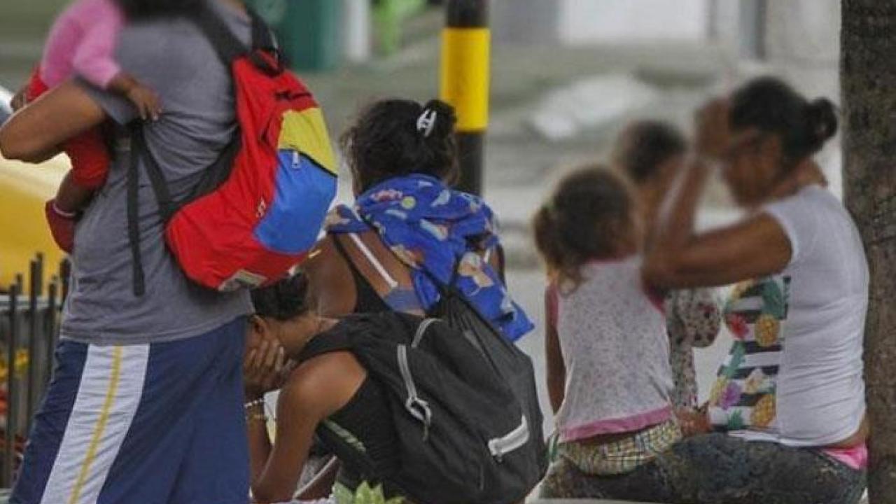 Rescatan a 28 niños venezolanos explotados laboralmente en Colombia