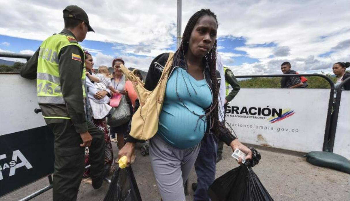 Colombia aprueba nacionalidad para hijos de venezolanos nacidos en su país