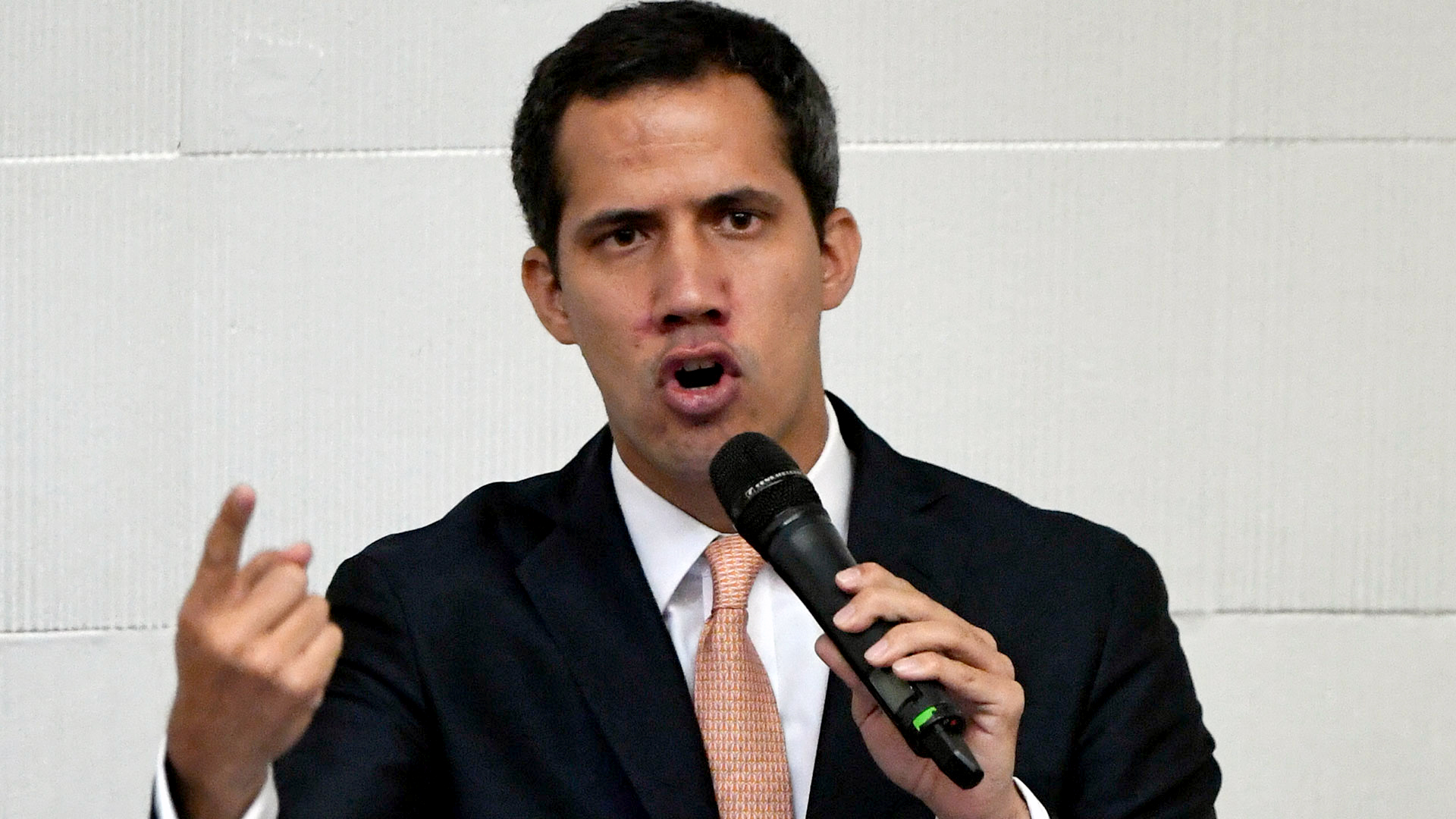 Guaidó negó que exista permiso para incursión de buques rusos a Venezuela