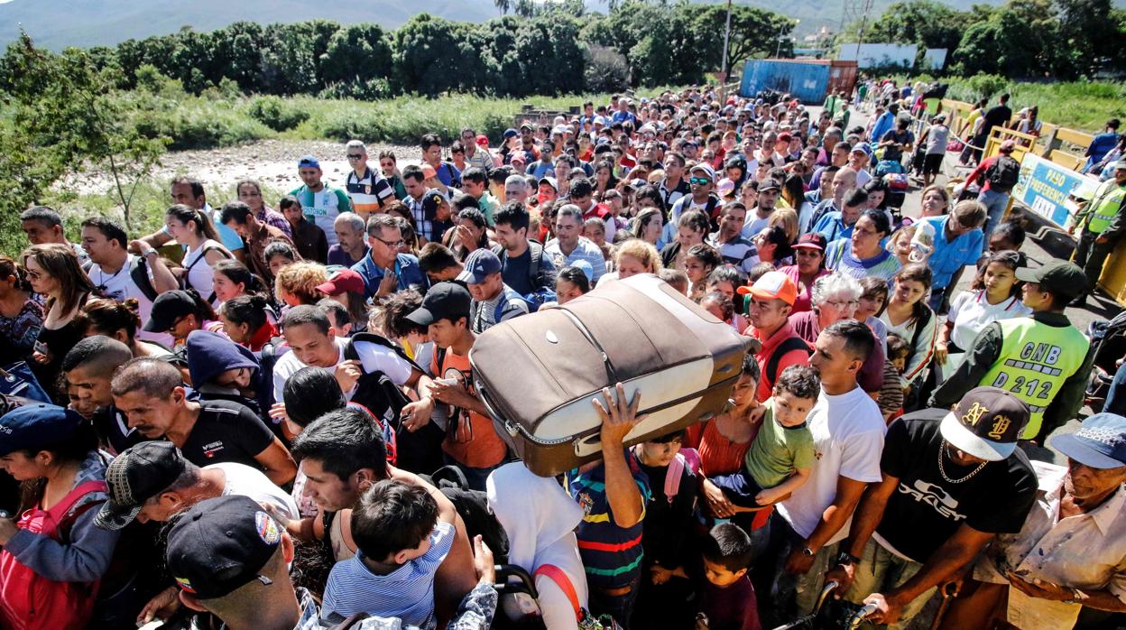 Ecuador, Perú y Chile se unen para enfrentar migración venezolana