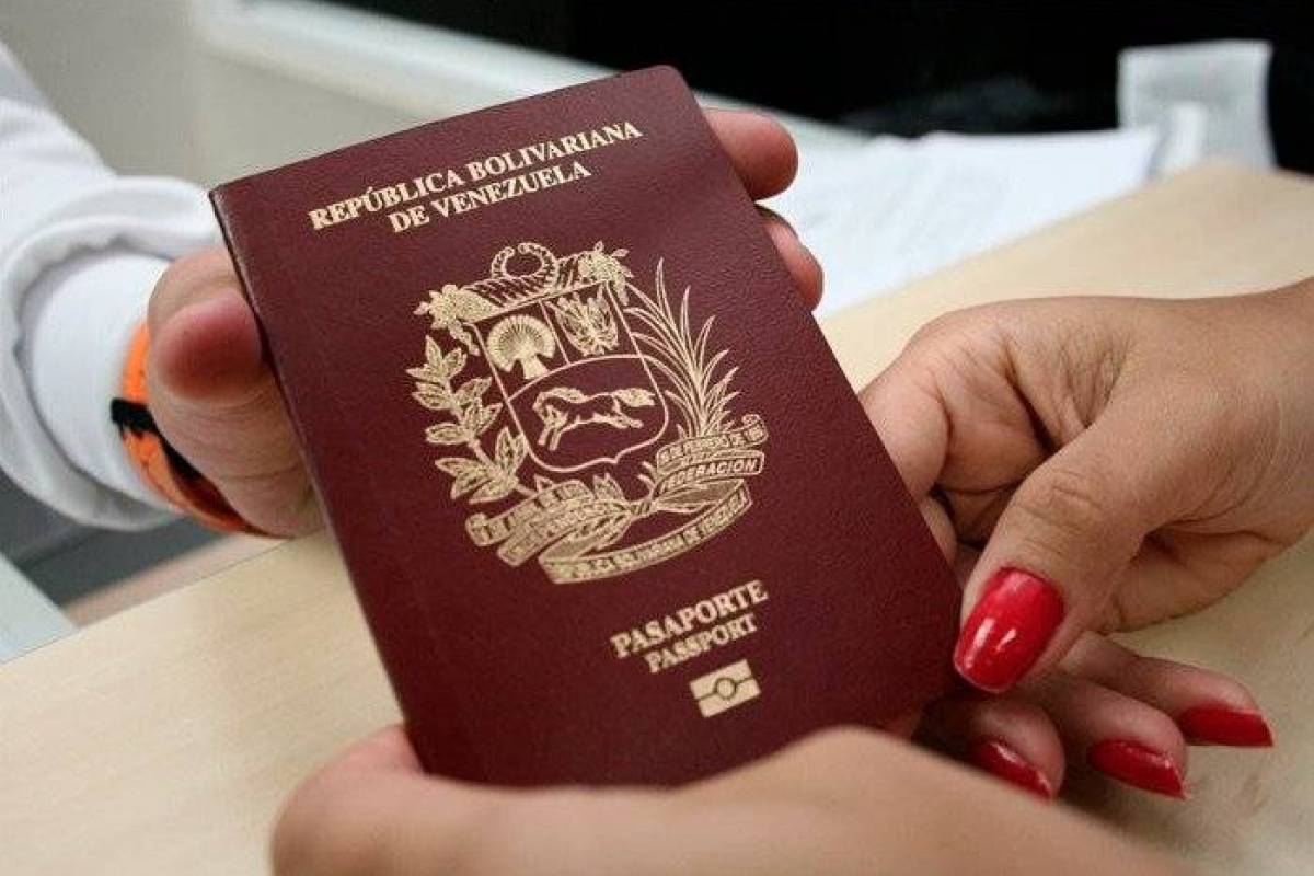 Esta es la nueva traba del régimen con el pasaporte para migrantes venezolanos