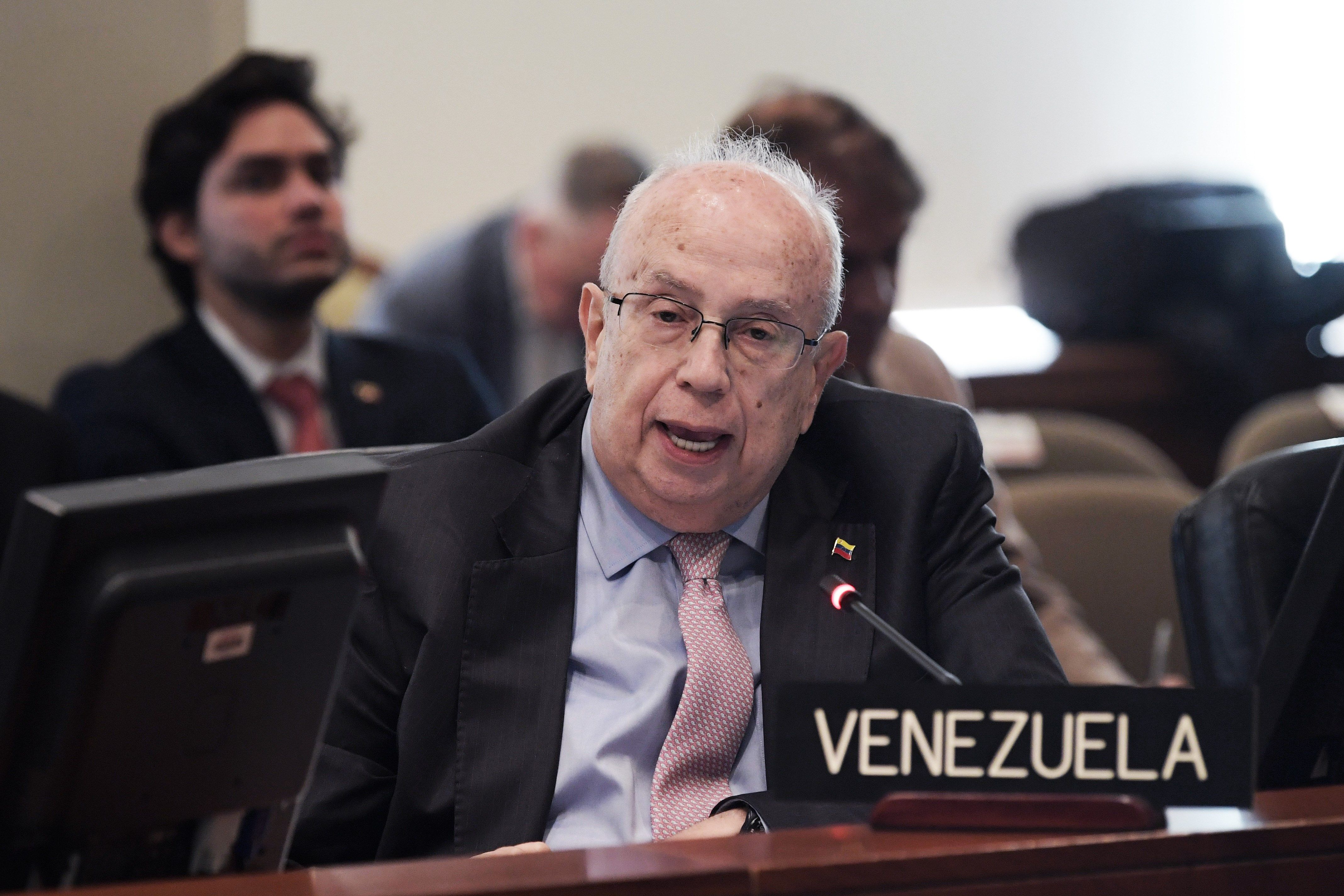 OEA discutirá este miércoles activar pacto de defensa para Venezuela