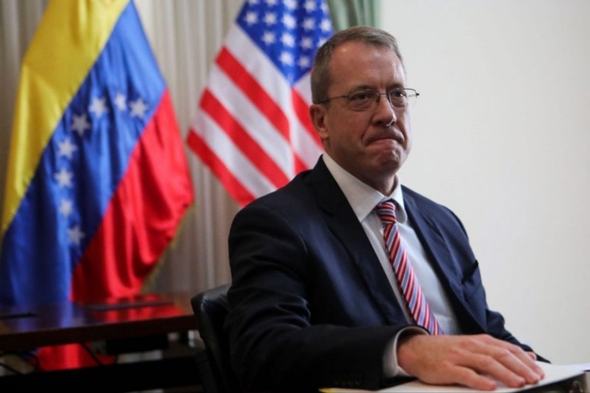 James Story dice que sanciones al régimen de Caracas se mantienen hasta el regreso de la democracia