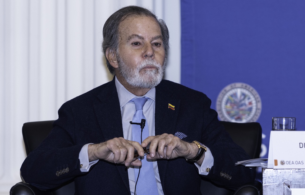 Diego Arria cuestionó disposición de Guaidó para nombrar nuevo CNE