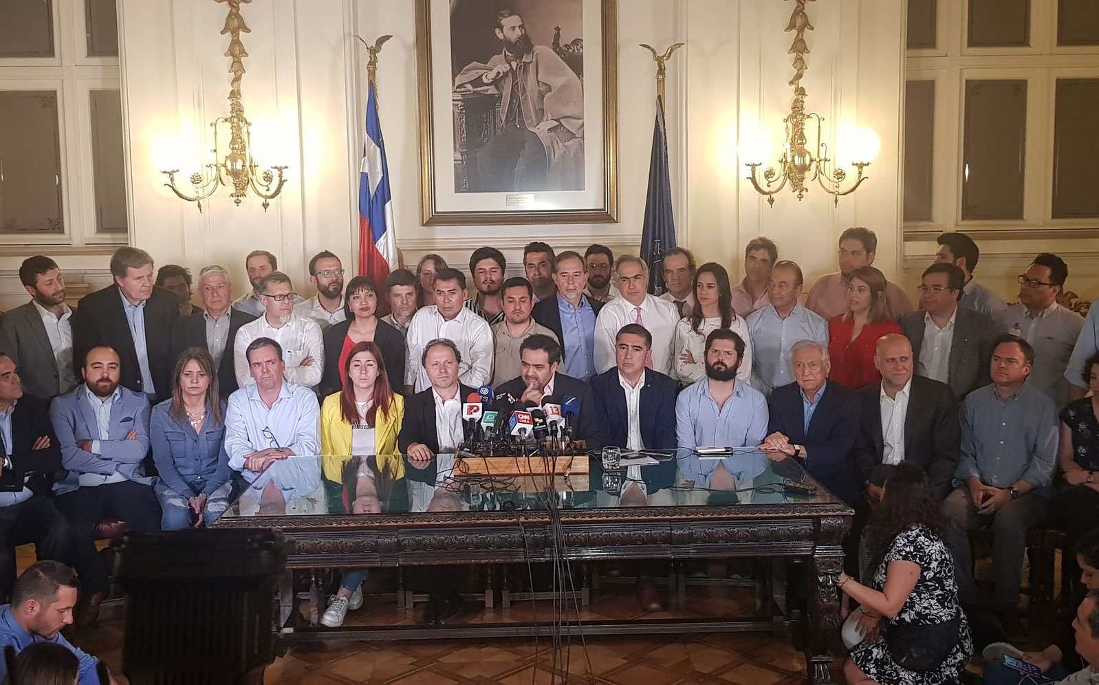 Chile realizará plebiscito para una nueva constitución en 2020