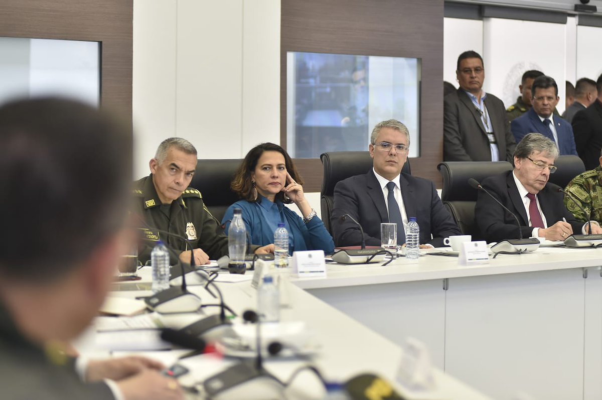 Duque se reúne con representantes de las centrales obreras de Colombia