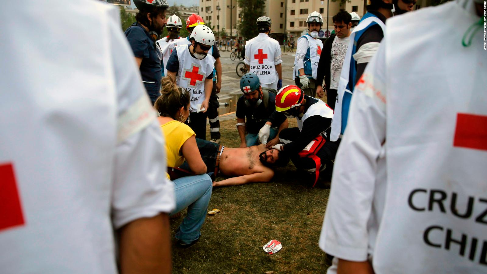 Cruz Roja de Chile se queda sin insumos para atender a heridos en las manifestaciones