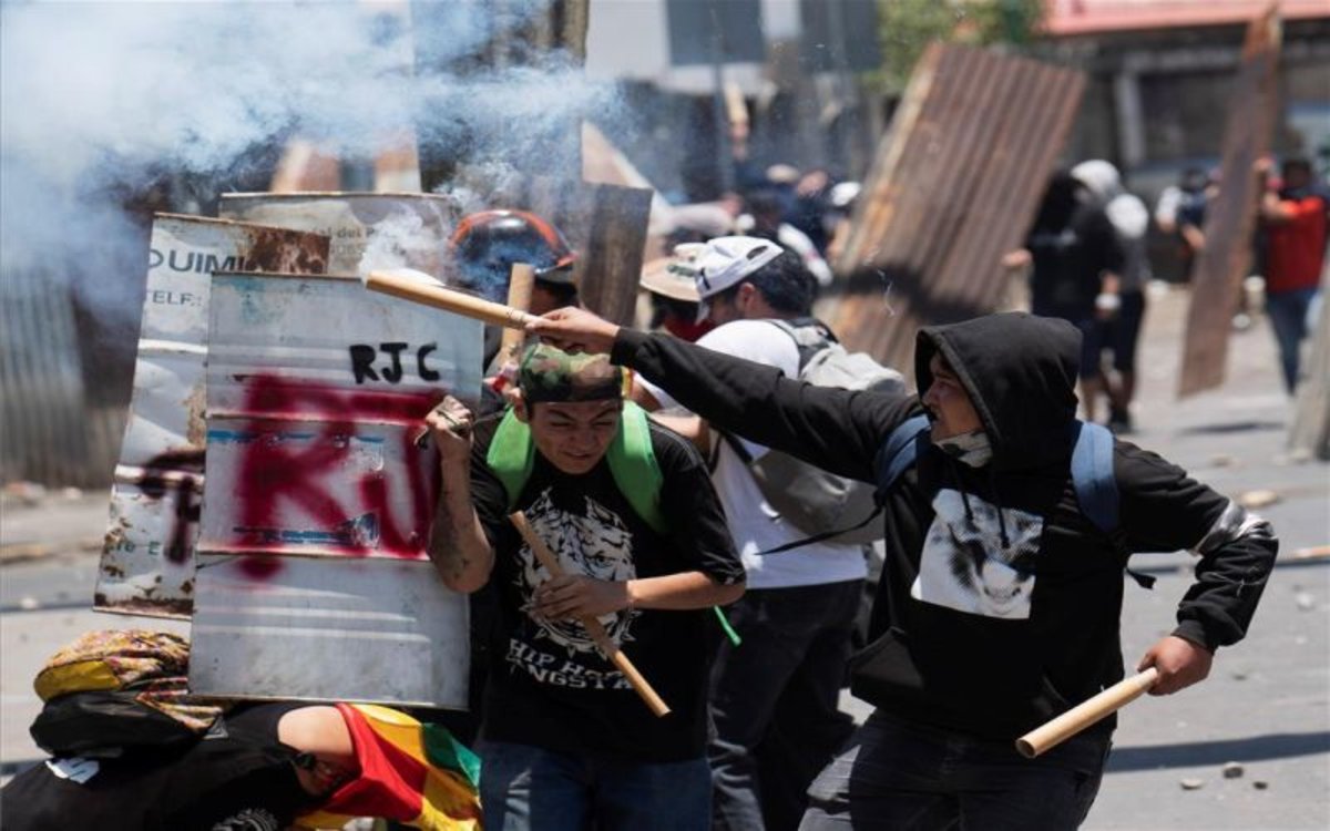 Tres venezolanos detenidos en Bolivia por portar dinamita en protestas a favor de Evo Morales