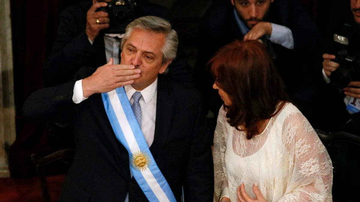 Fernández asume las riendas de Argentina convocando “a la unidad” de los ciudadanos