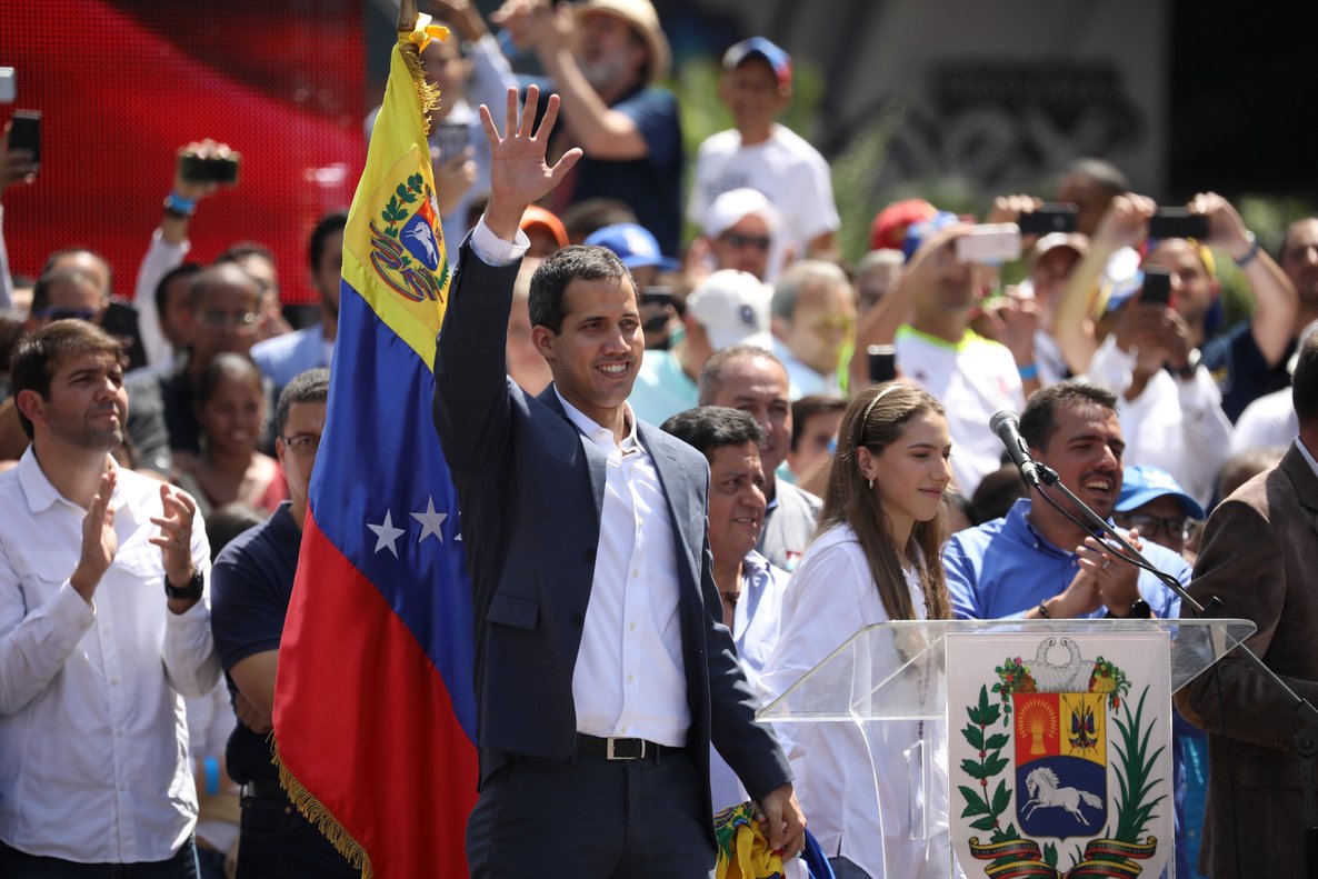 Migrantes venezolanos recibirán a Guaidó en La Puerta del Sol en España
