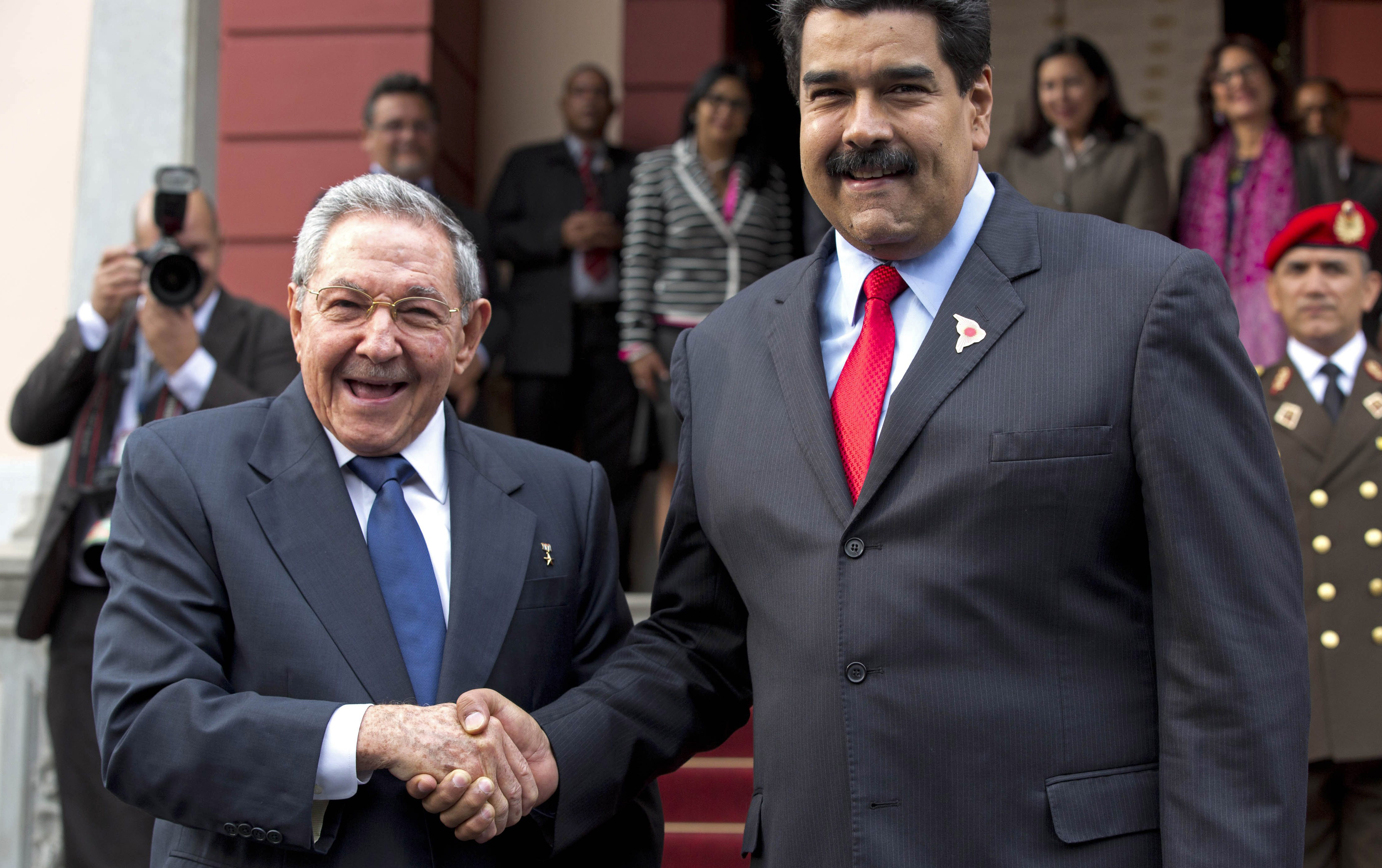 La historia secreta de cómo Cuba convirtió a Venezuela en un Estado Mafioso