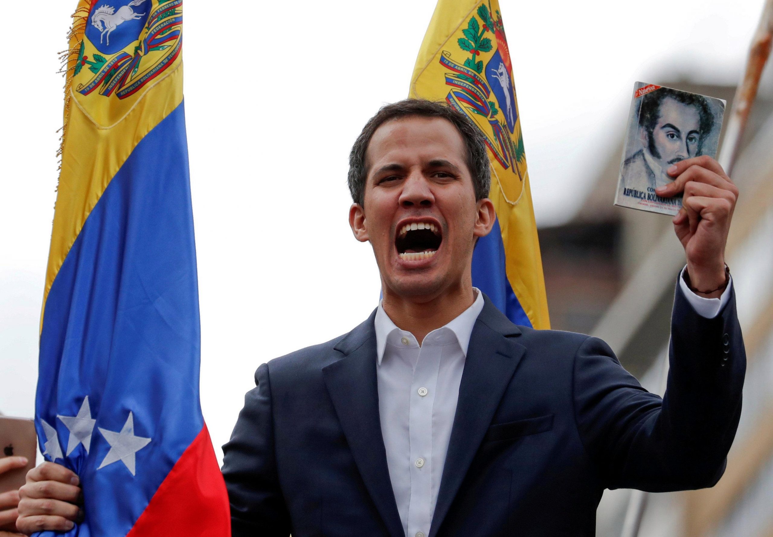 Guaidó le pone un candado a fondos millonarios de Venezuela en el exterior para que Maduro no los toque