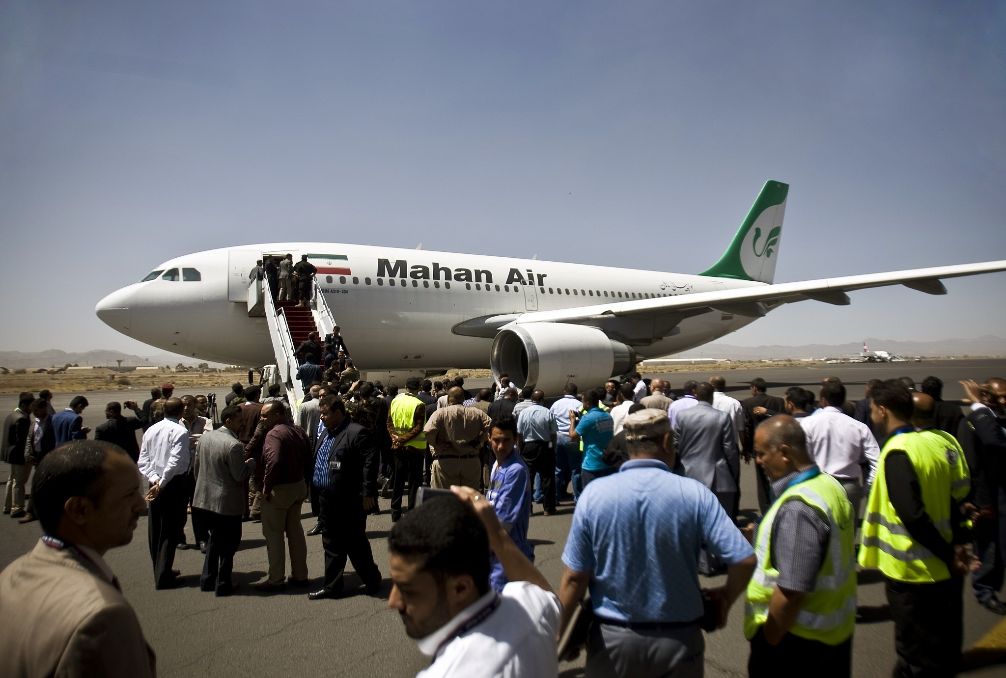 Acusan a aerolínea iraní Mahan Air de propagar Covid-19 por el Medio Oriente. ¿Y en Venezuela?