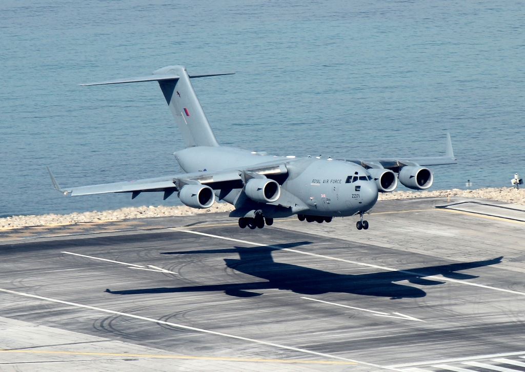 Transporte de tropas estadounidenses aterriza en Cabo Verde