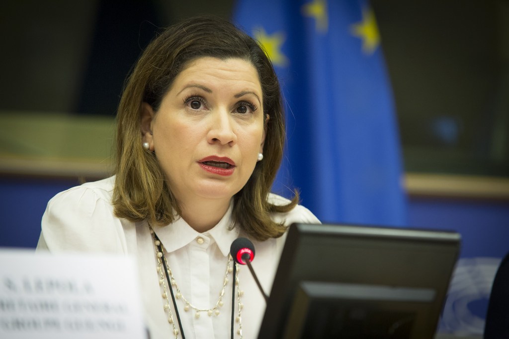 Unión Europea activa expulsión de embajadora madurista, a quien declararán «persona non grata»