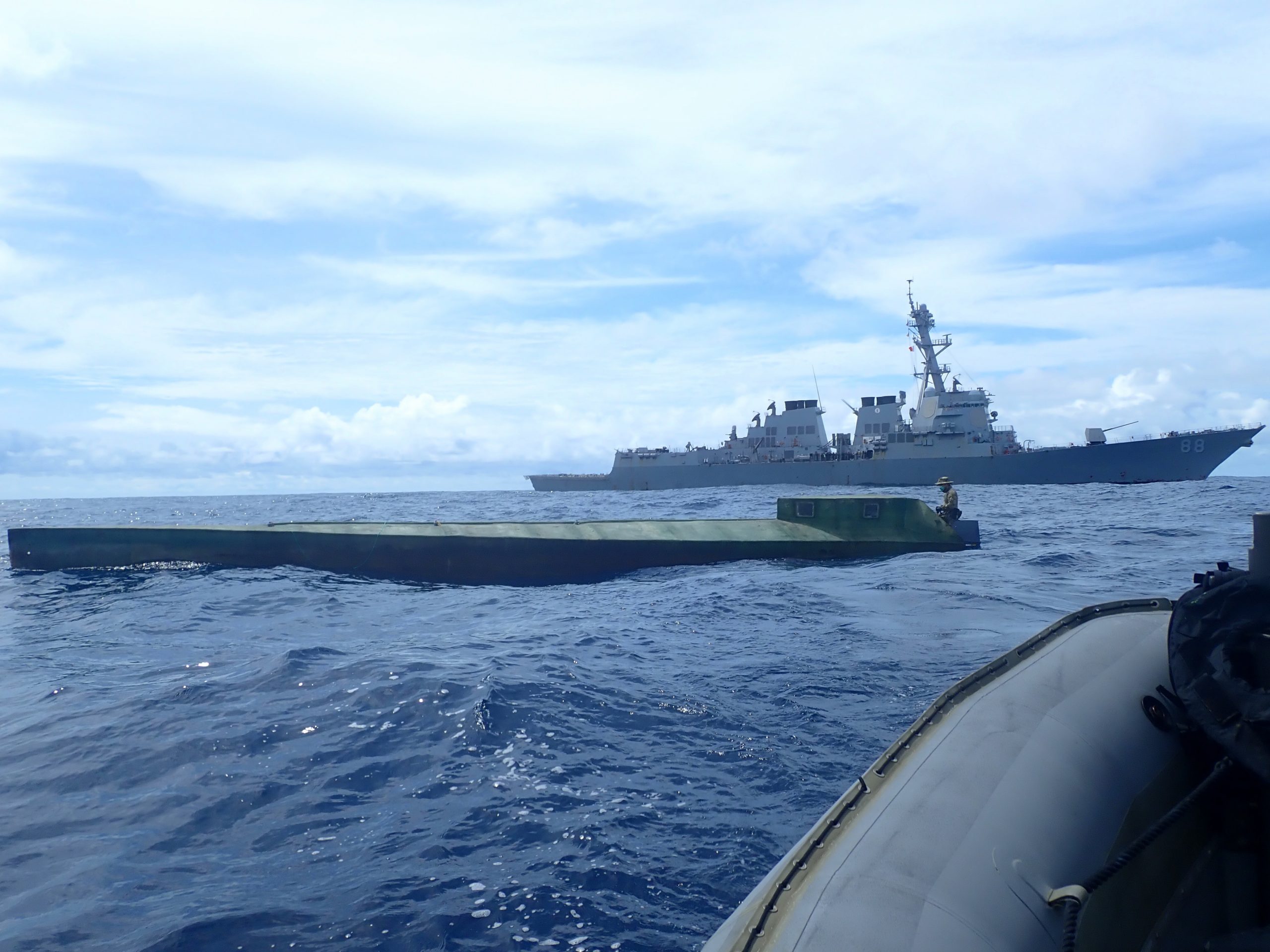 Operación Antinarcóticos de EE.UU. decomisa otras dos toneladas de cocaína dentro de narcosubmarino salido de Colombia