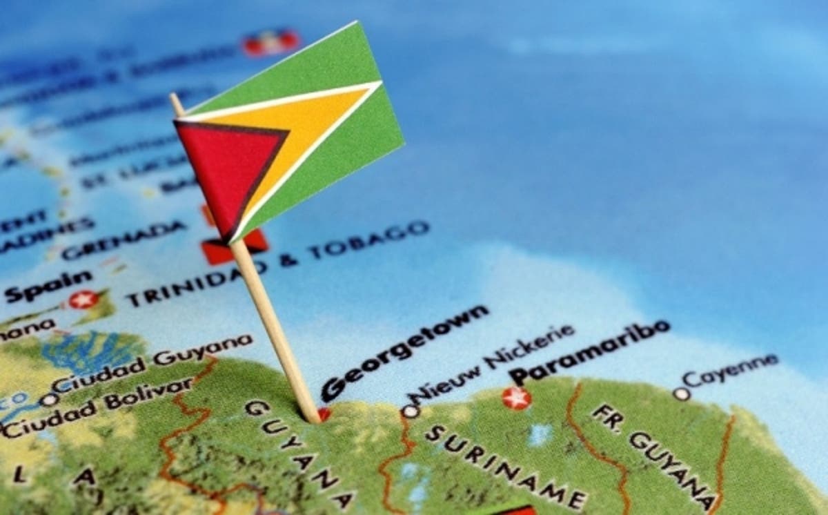 Guyana se prepara para un boom petrolero, pero temen amenaza de corrupción al estilo Venezuela