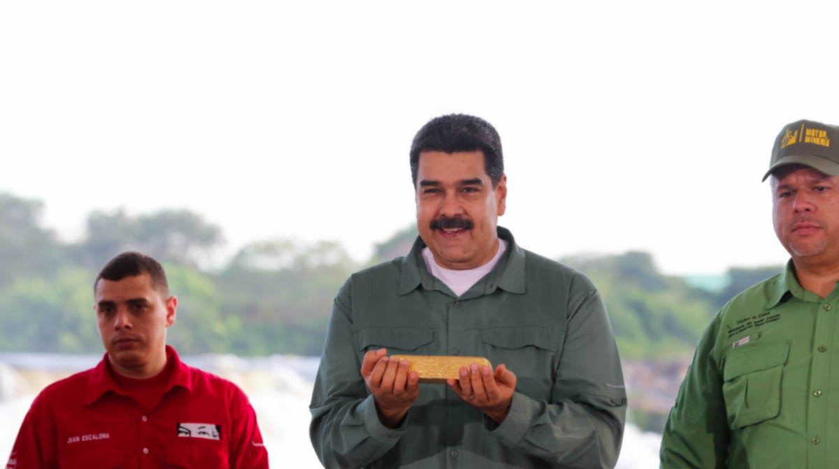 Maduro remata reservas de oro a través de una oscura ruta para conseguir financiamiento