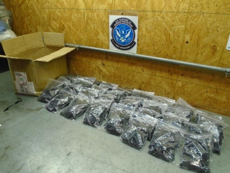 EE.UU. confisca millones de dólares en narcóticos ilegales y piezas de armamento proveniente de China