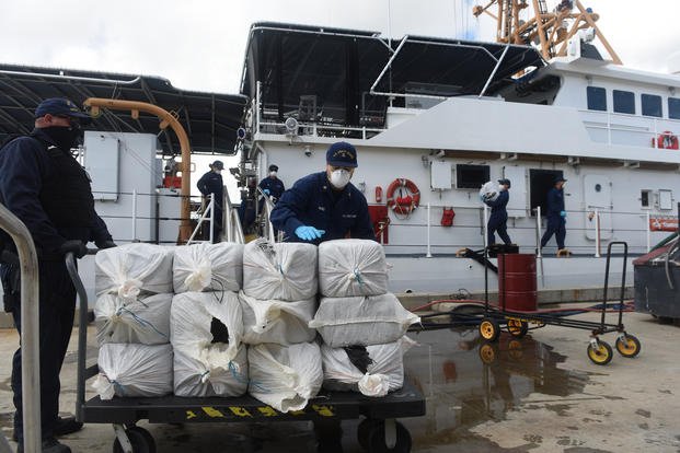 Más de $75 millones en cocaína incautó la Guardia Costera de EE.UU. en aguas del Caribe