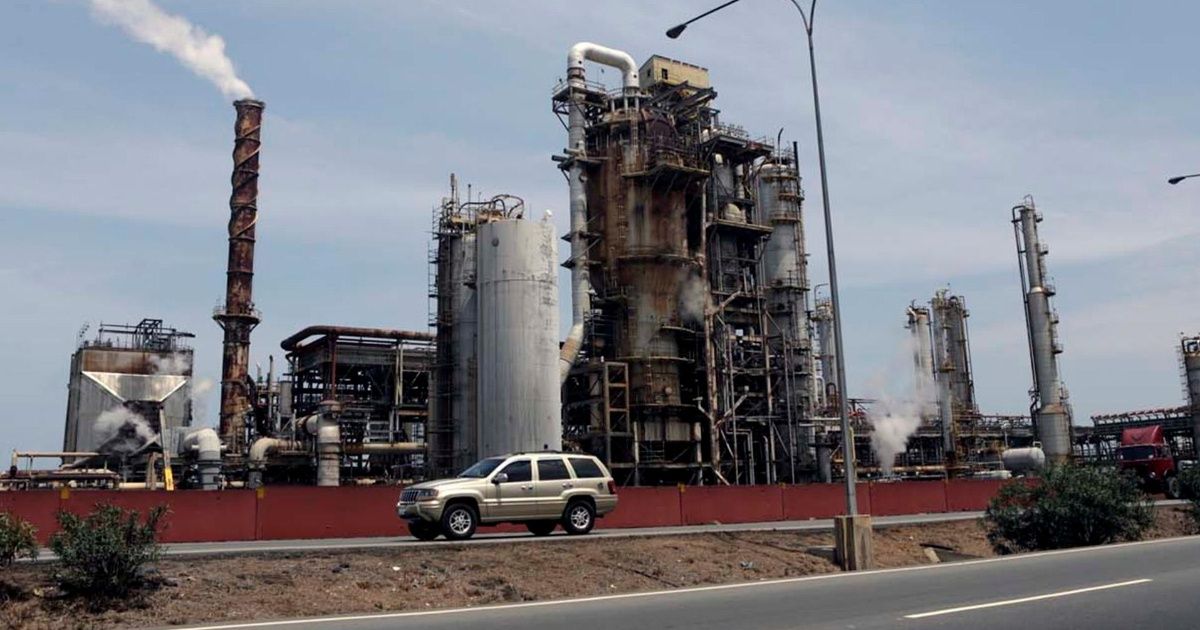 Colapsa refinería de PDVSA por décima vez en tres meses