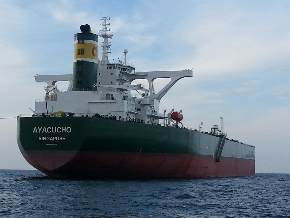 Maduro usa la bandera de Rusia para intentar esconder un buque petrolero y evitar que sea incautado