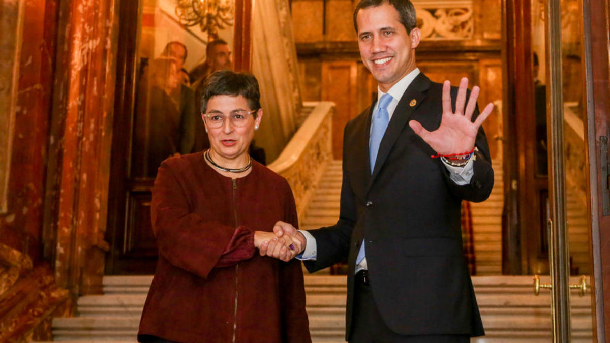 España reconoce ‘legitimidad política’ de Guaidó