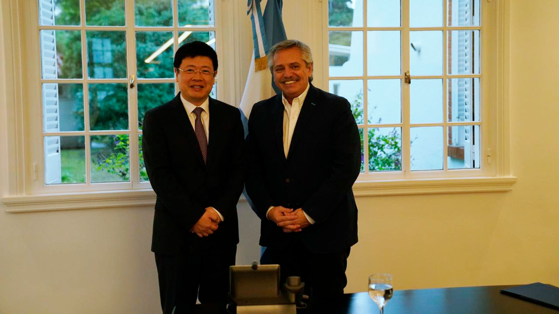 China comienza a ‘cobrar’ a Alberto Fernández y aumenta su presencia en Argentina