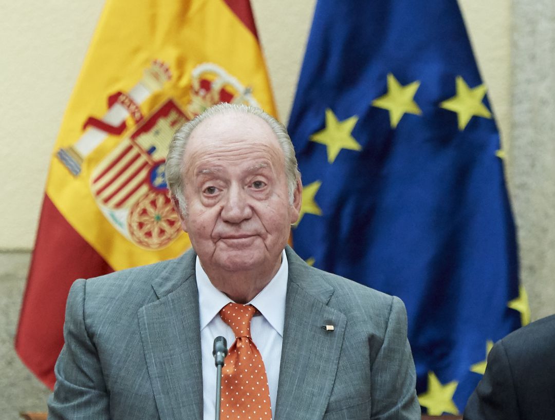 Rey Juan Carlos decide irse de España en el marco de un ...