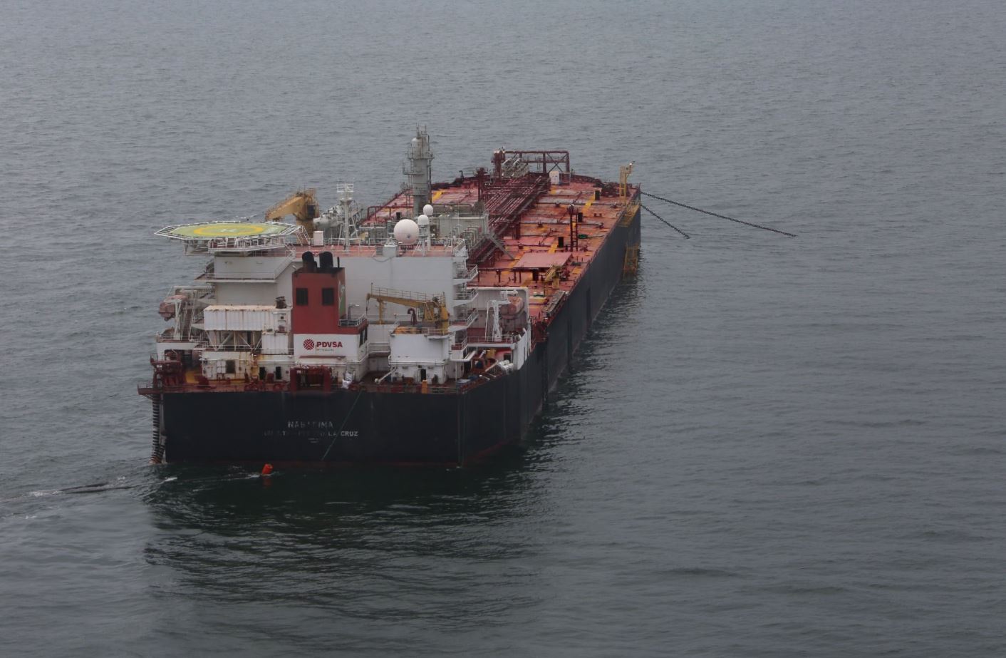 Revelan estado crítico de plataforma de PDVSA a punto de derramar 173 toneladas de crudo en el golfo de Paria (Fotos)