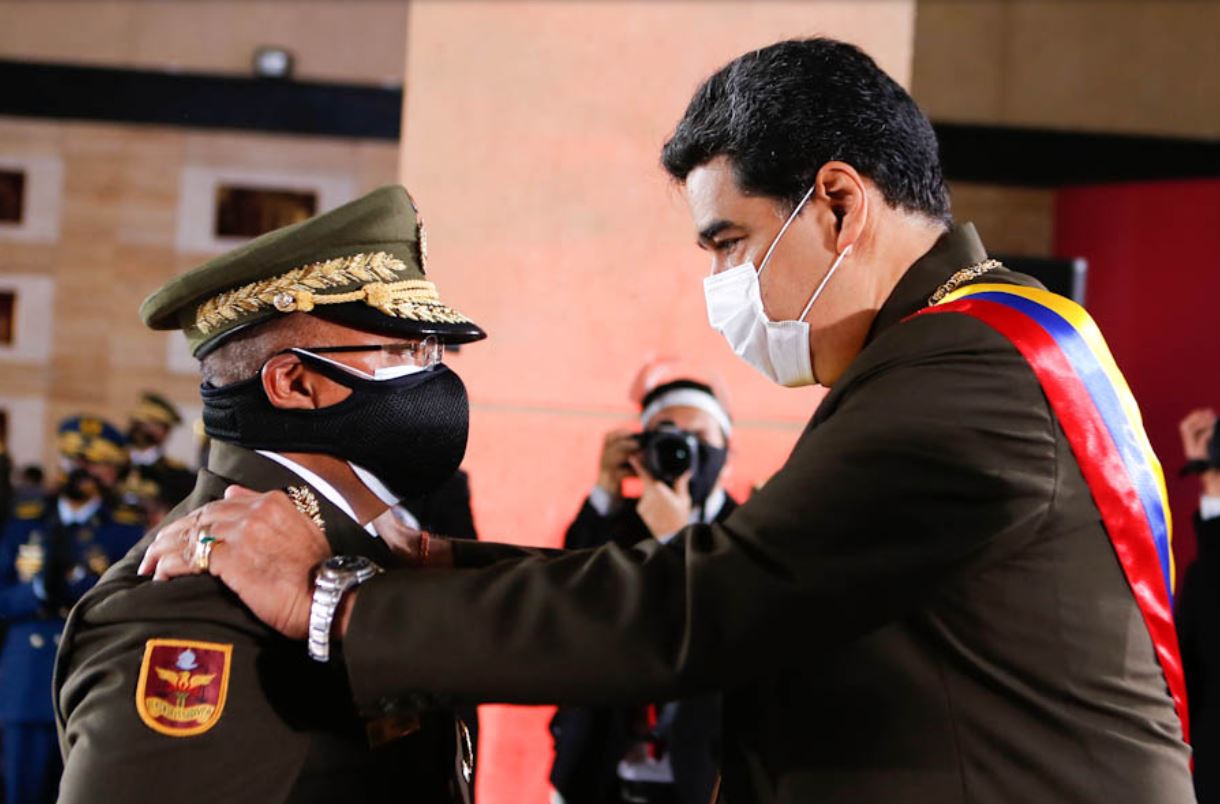 Maduro asciende y da más poder a uno de sus militares más cercanos