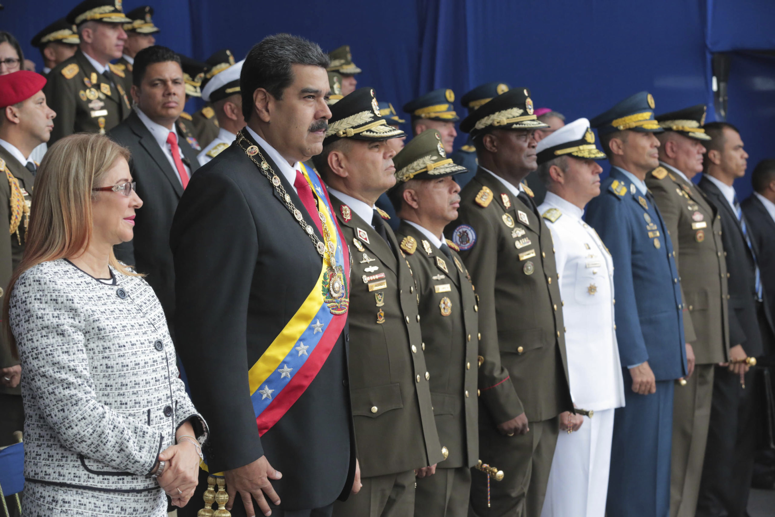 EEUU lanza otro desafío a Maduro y llama a sus ministros de Defensa e Interior criminales de lesa humanidad