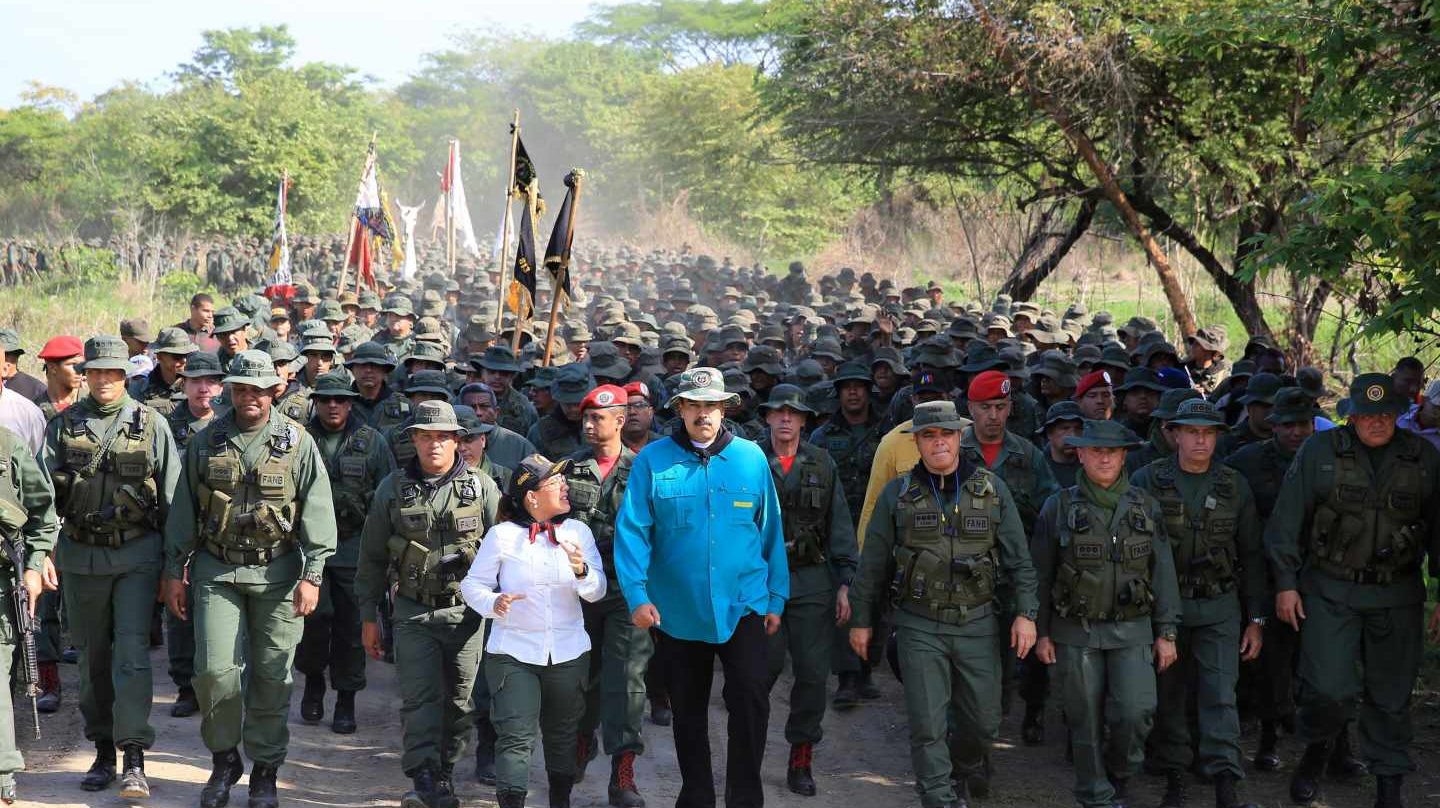 Reporte: Así se aprovecha Maduro del falso riesgo de una guerra con Brasil