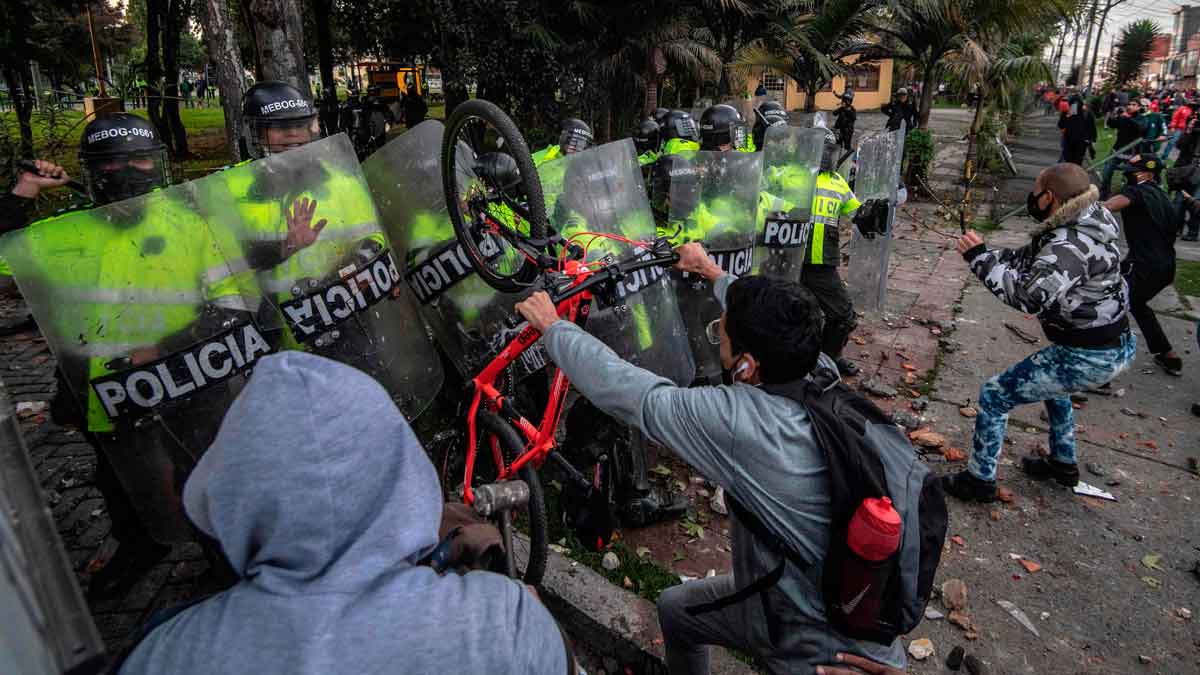 La izquierda colombiana apuesta una vez más por sumir al país en la violencia 
