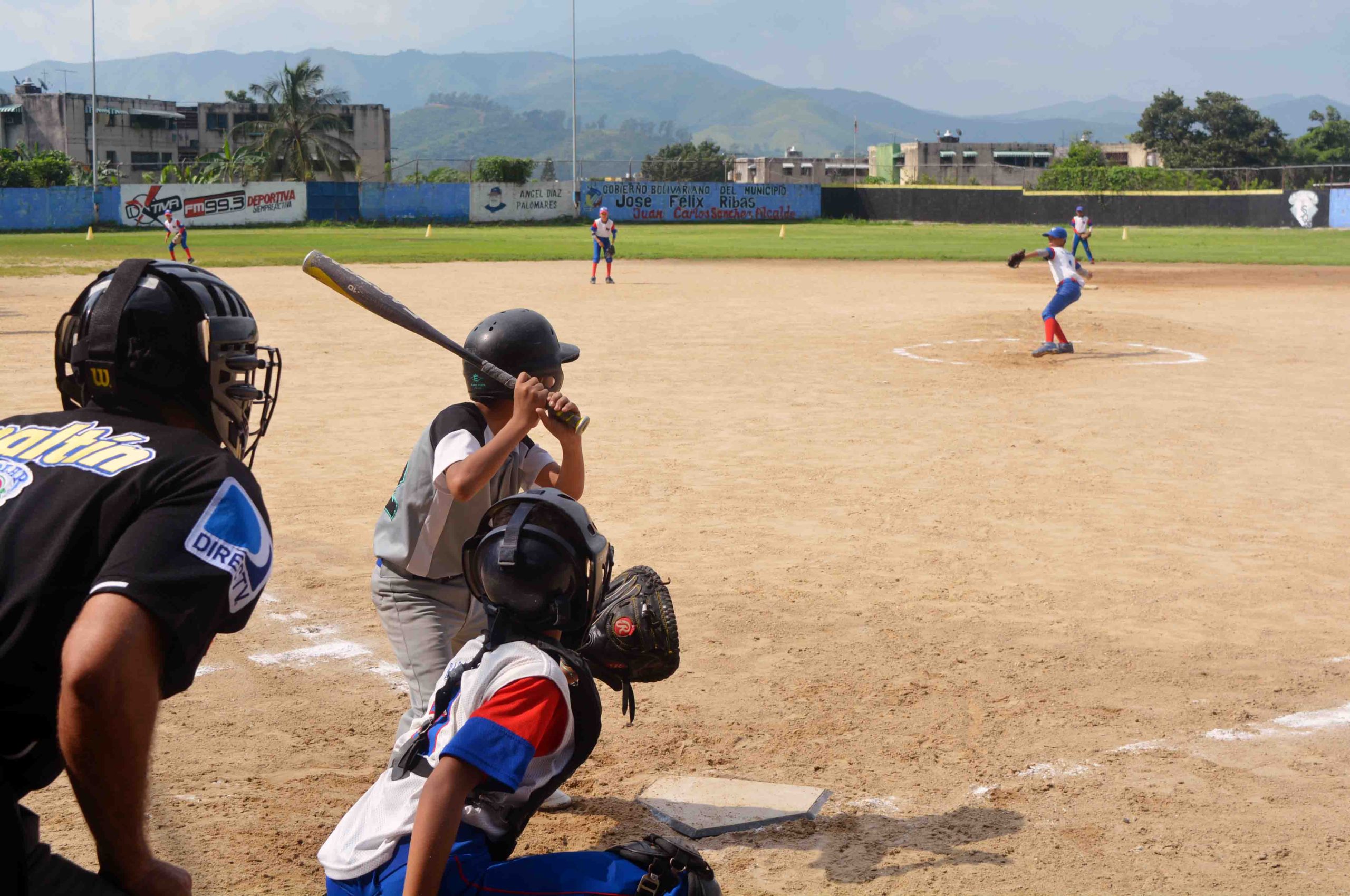 Así penetró el crimen organizado los semilleros del béisbol en Venezuela