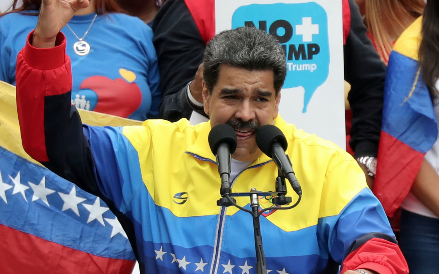 Maduro admite quiebra petrolera de Venezuela