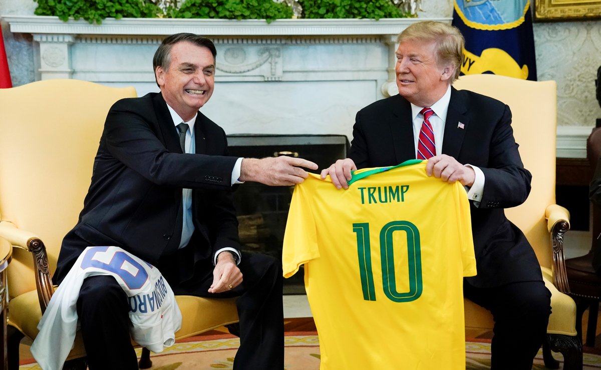 Bolsonaro se autoinvita a la próxima toma de posesión de Trump