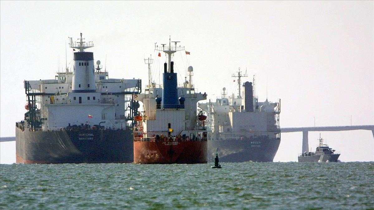 Irán envió a Venezuela la flota más grande de buques para paliar escasez de combustible