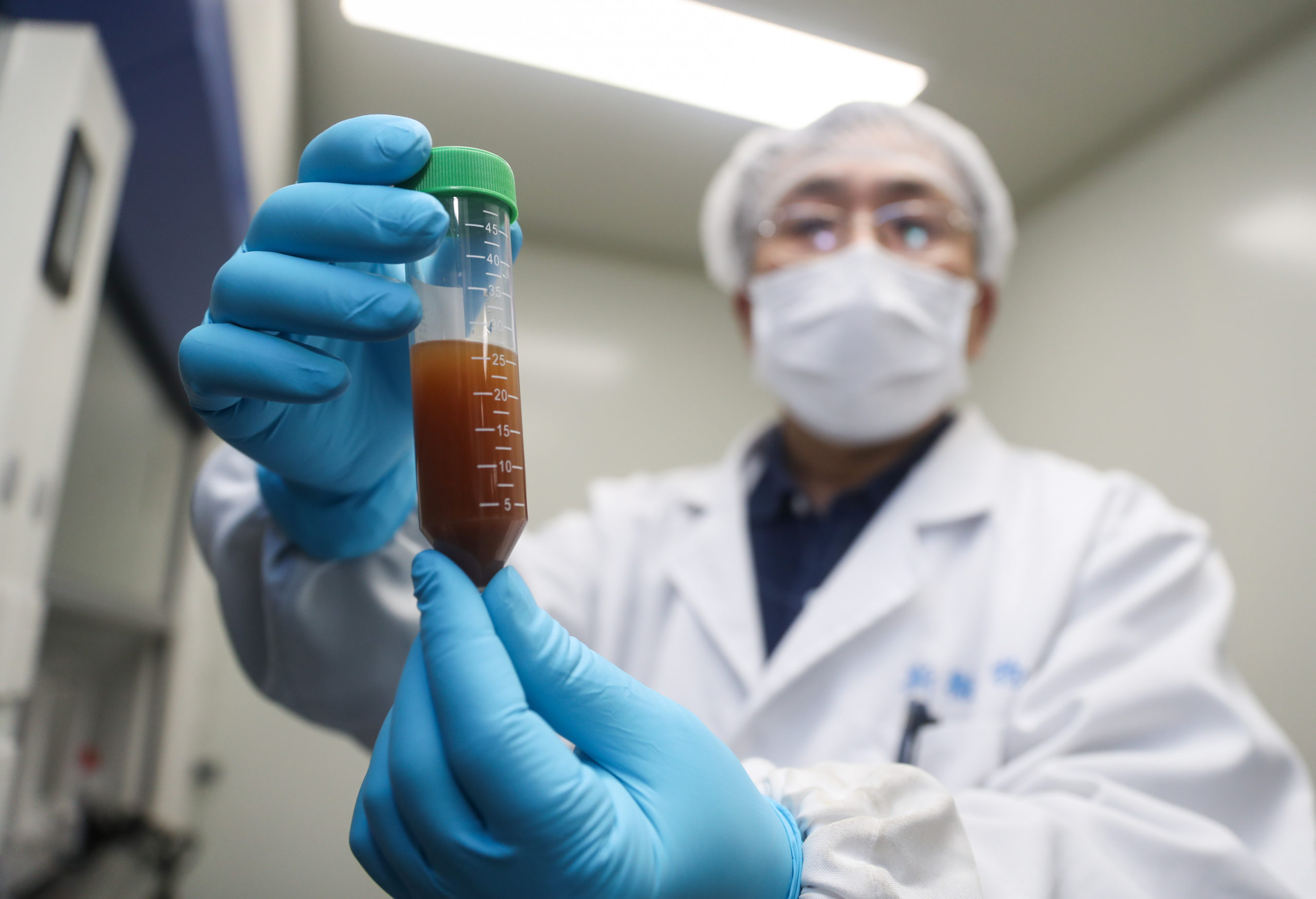 Nueva cepa del coronavirus parece un negocio a favor de las vacunas chinas