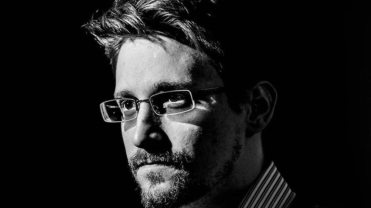Lo que gana EEUU si Trump otorga el indulto a Edward Snowden
