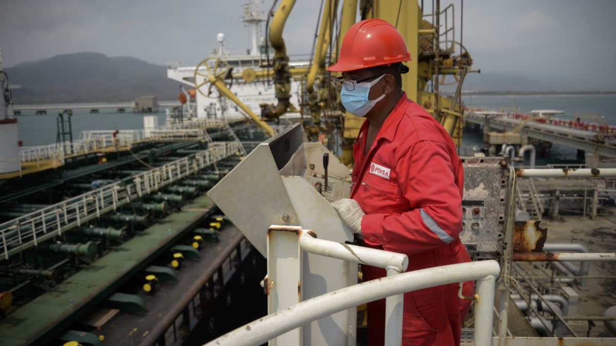 Se acaban los envíos del petróleo venezolano a España