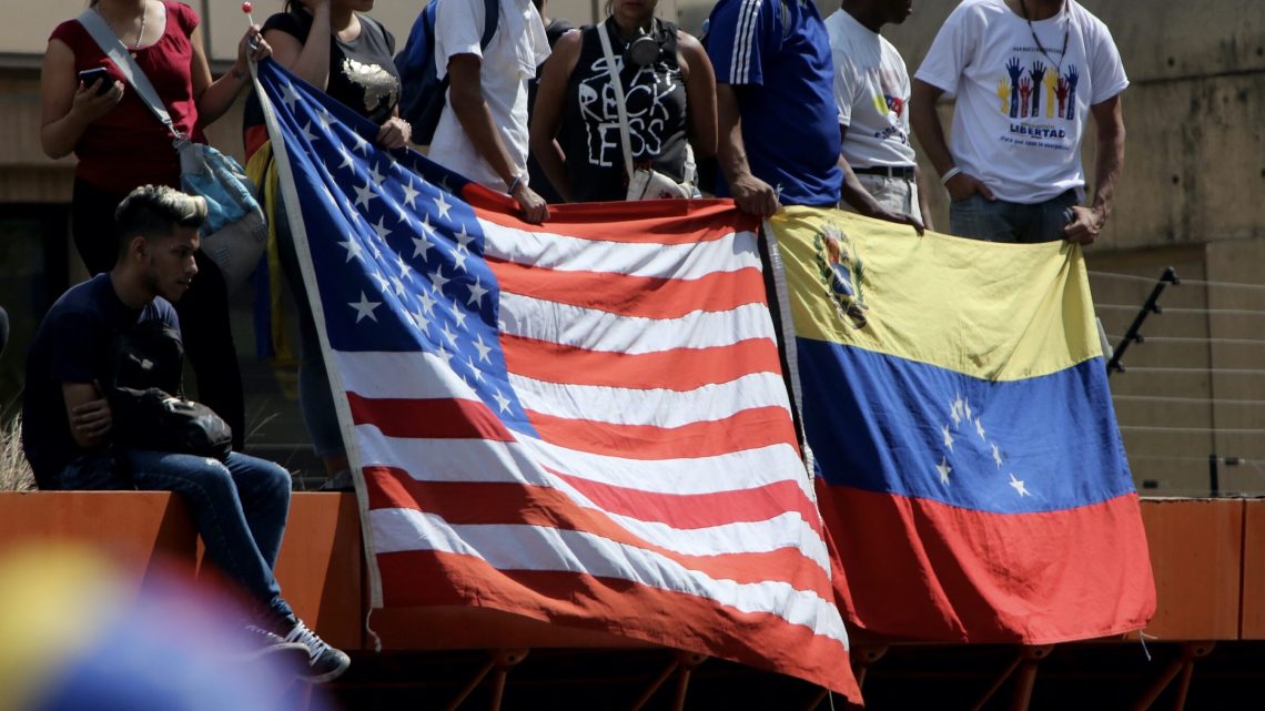 ANÁLISIS: Las veces que EEUU ha socorrido Venezuela, la historia ocultada por el chavismo