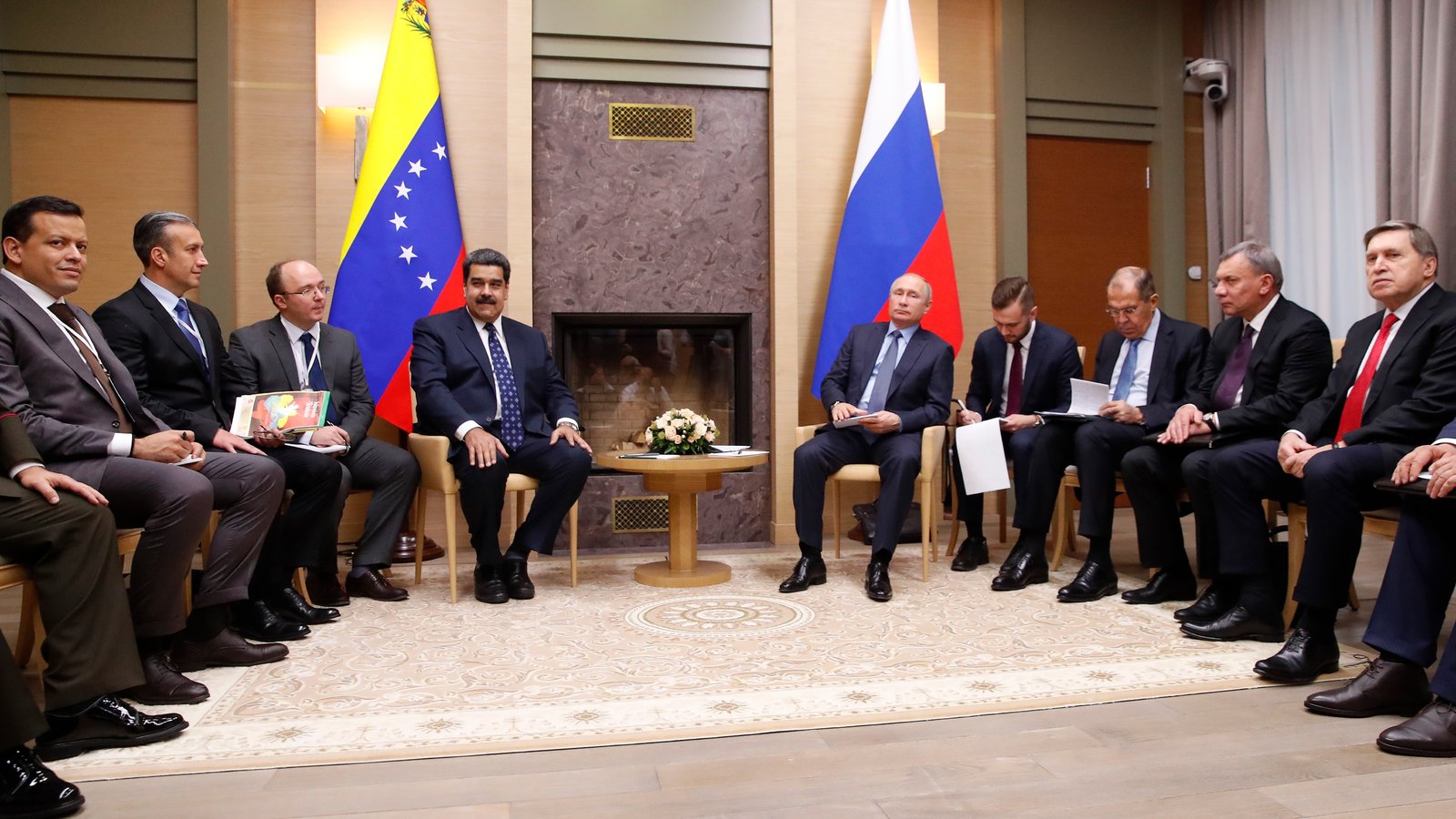 De esta forma Vladimir Putín saca provecho de la crisis venezolana